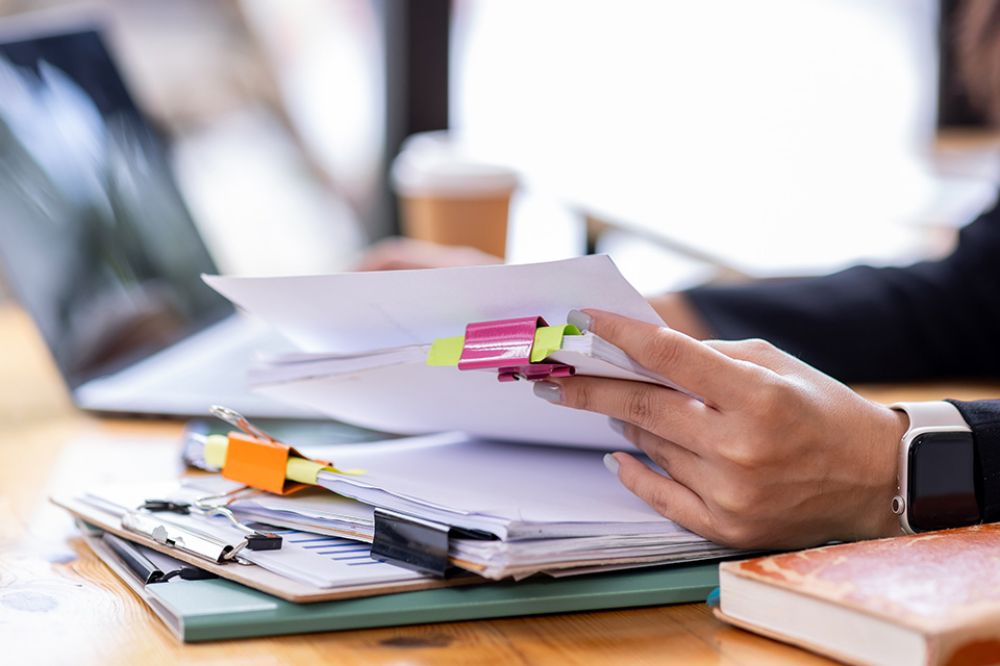 Dokumente auf Klemmbrett